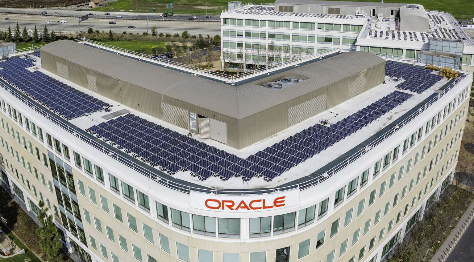 commercial-hero-oracle-desktop | Solar Technologies